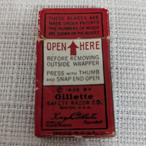 Vintage 1938 Gillette Thin Blades - Picture 3 of 3